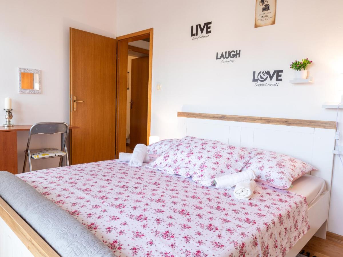 Luxury Apartment In Ancient City Spalato Esterno foto