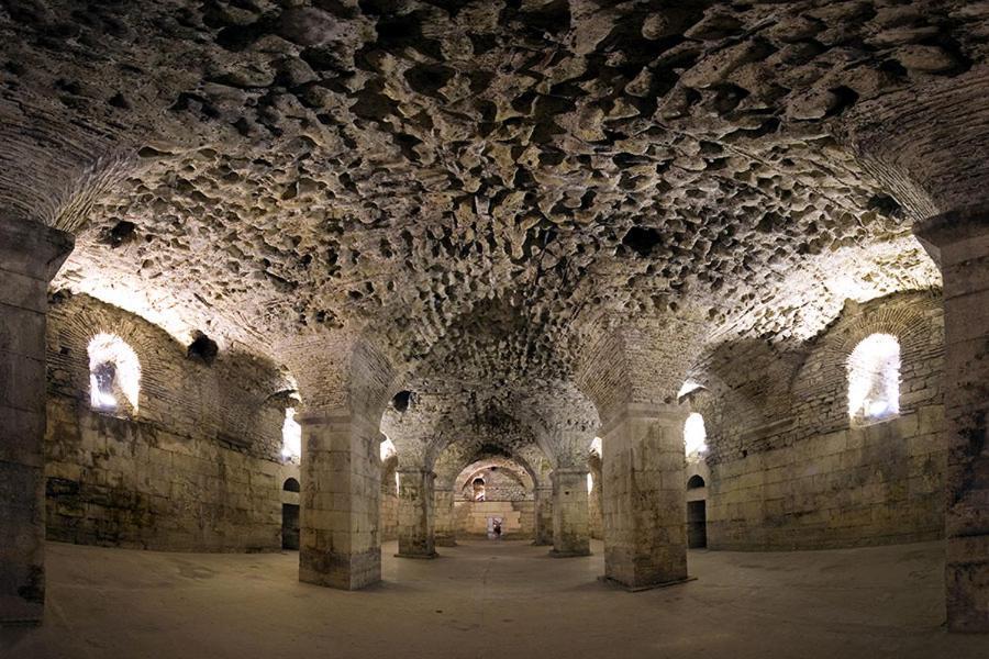 Luxury Apartment In Ancient City Spalato Esterno foto