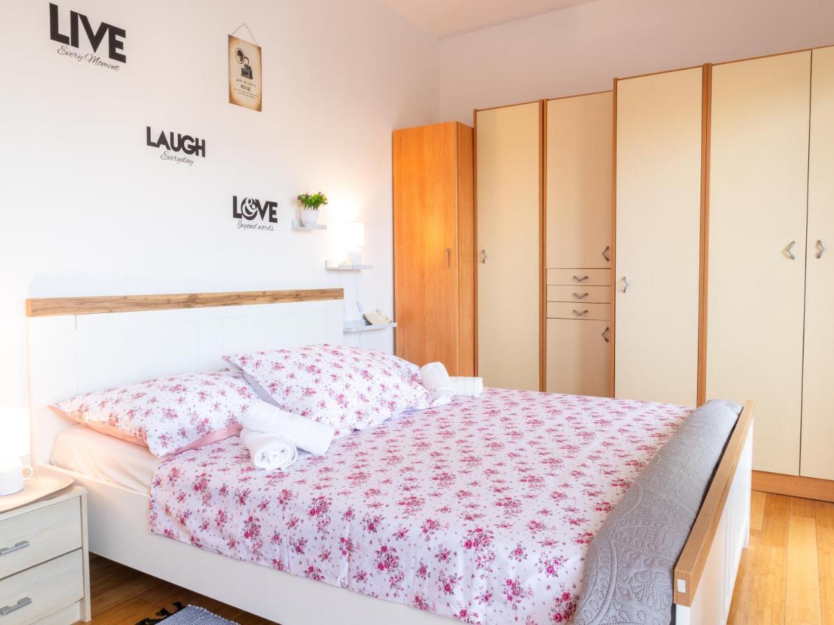 Luxury Apartment In Ancient City Spalato Esterno foto